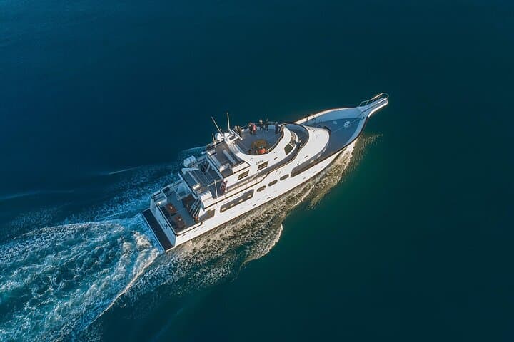 Northern Lights Yacht Cruise in Reykjavik — photo 3