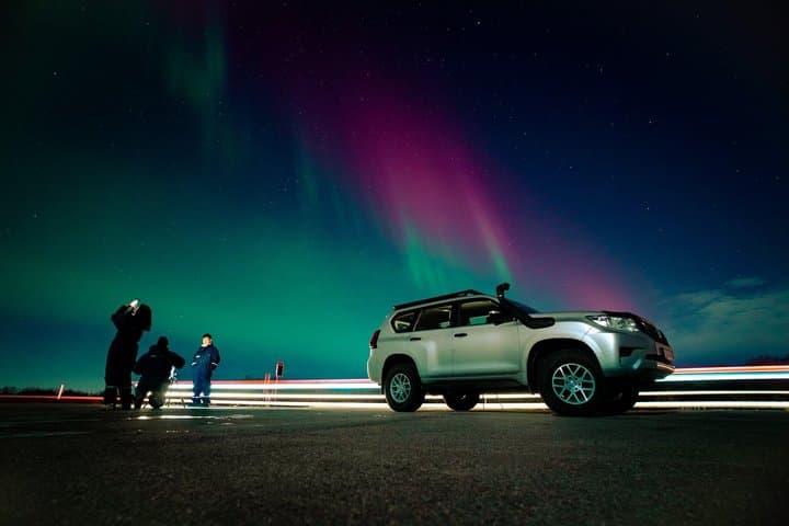 Reykjavik Northern Lights Tour with Professional Photographer — photo 2
