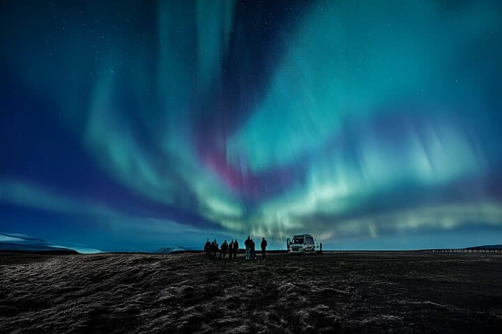 Reykjavik Northern Lights Tour with Professional Photographer — photo 5