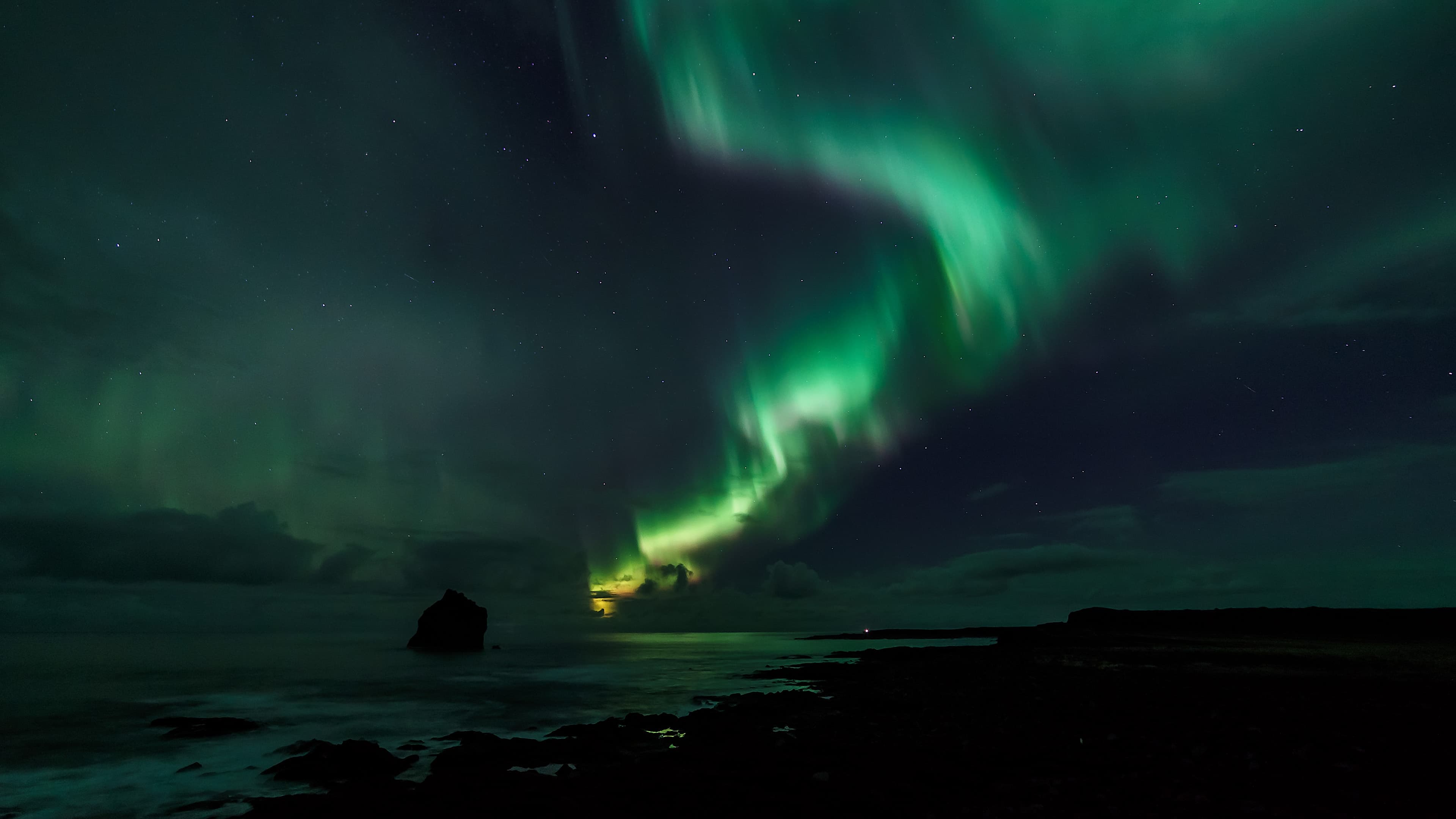 Northern Lights by boat from Reykjavik — photo 4